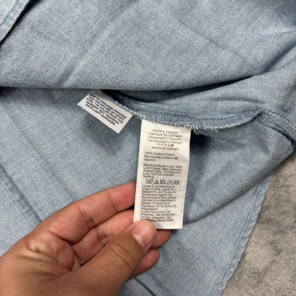 J.Crew Chambray Shirt in Signature Fit Lovers Lane Wash Long Sleeve XL NWT - Picture 5 of 7